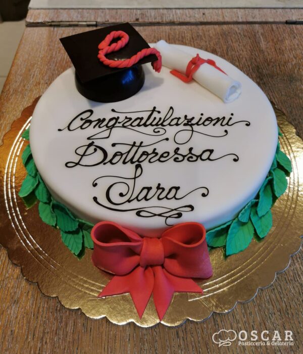 torta laurea 13