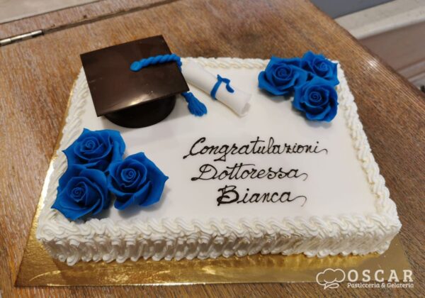 torta laurea 18