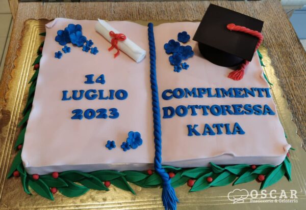 torta laurea 31